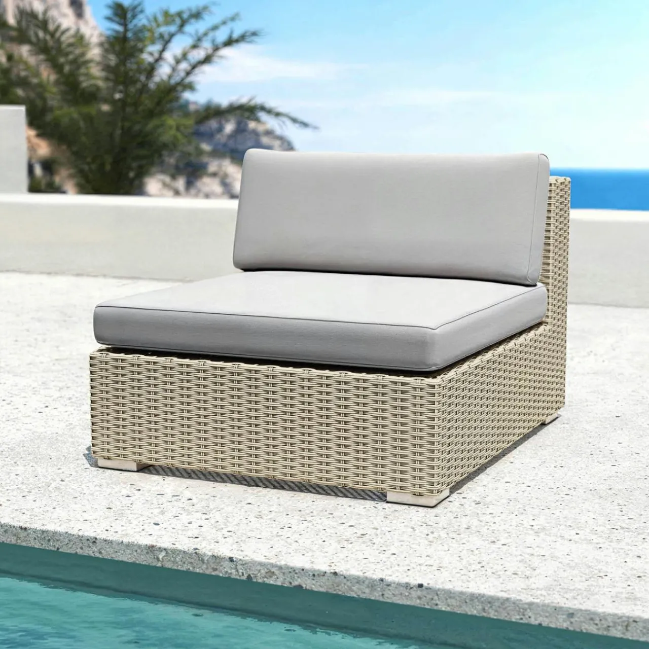 Canapé, Fauteuil Et Table Basse|MOBELLIA Chauffeuse de jardin en résine tressée Palma Gris Tresse Gris - Gris