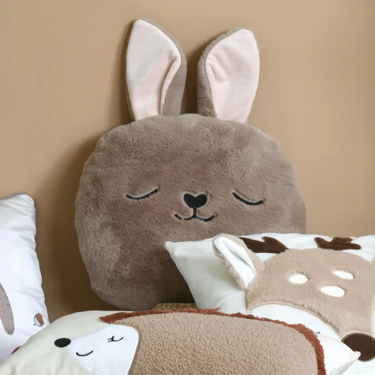 Coussin Et Plaid Enfant|Coussin Et Plaid Enfant|STOF Coussin enfant rond (35 cm) Gabin Marron