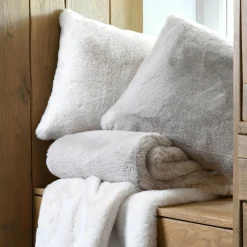 Coussin Et Housse|LOVELY CASA Coussin rectangulaire fausse fourrure (50 x 80 cm) Bostan Ecru