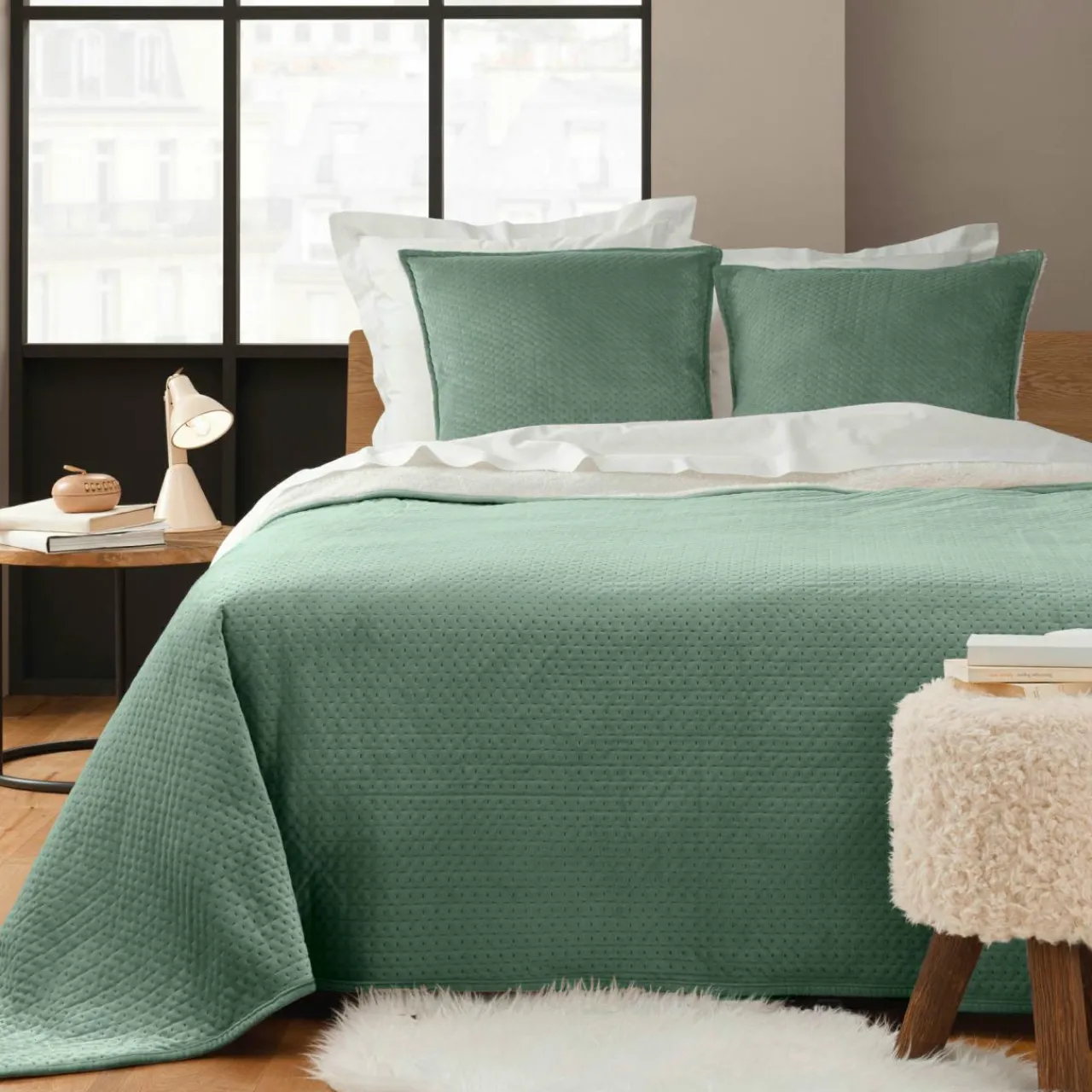 Couvre-Lit Et Édredon|douceur d'intu017drieur Couvre-lit matelassé et deux taies d'oreiller velours (220 x 240 cm) Mylène cédre Vert