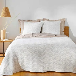 Couvre-Lit Et Édredon|douceur d'intu017drieur Couvre-lit matelassé et deux taies d'oreiller (220 x 240 cm) Cassandra Ecru