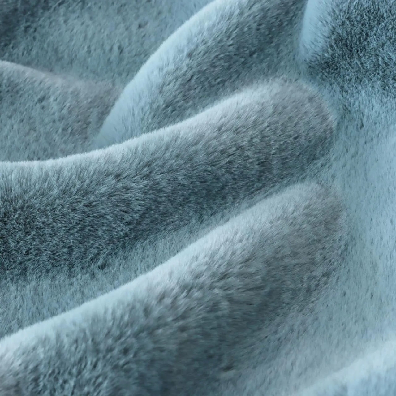 Couvre-Lit Et Édredon|EMINZA Édredon fausse fourrure (90 x 220 cm) Finn Bleu