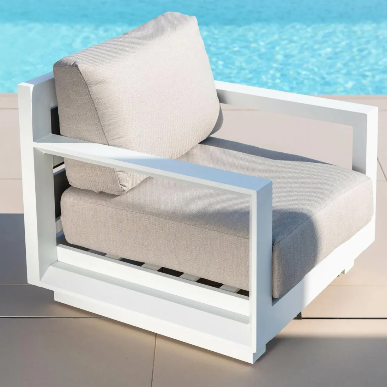 Fauteuil Détente|Canapé, Fauteuil Et Table Basse|MOBELLIA Fauteuil de jardin détente en aluminium Elba Blanc et taupe Blanc - Taupe