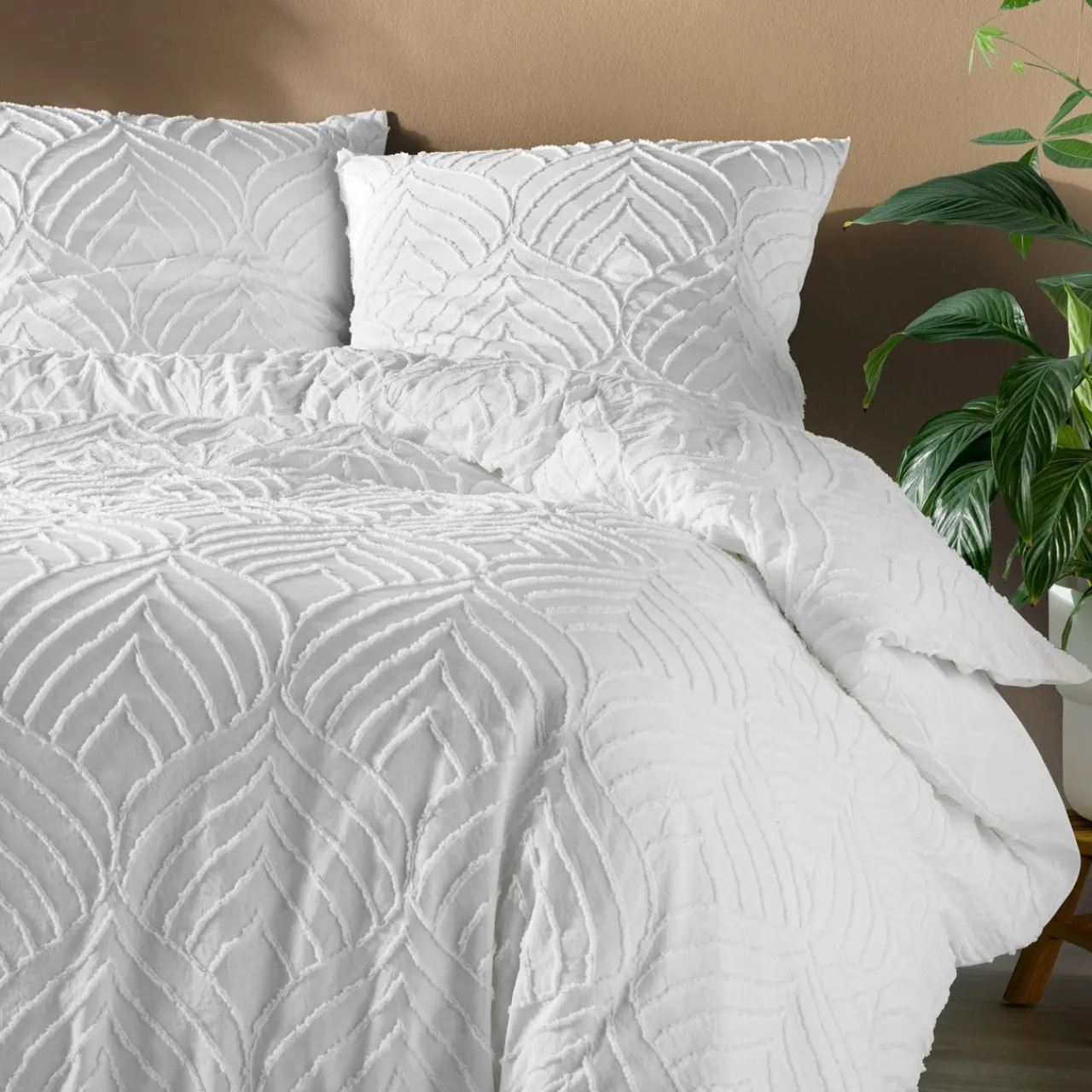 Parure De Lit|Housse De Couette|douceur d'intu017drieur Housse de couette et deux taies microfibre tuftée (260 x 240 cm) Heltie he Blanc