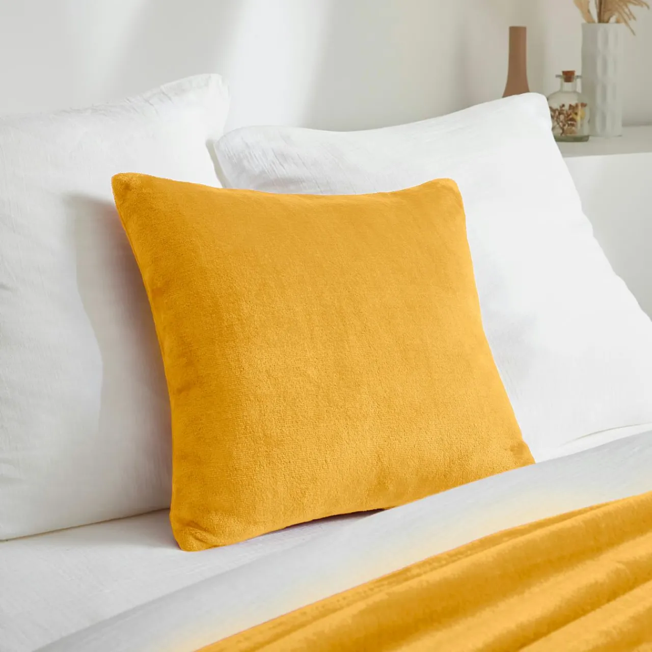 Coussin Et Housse|EMINZA Housse de coussin carrée flanelle (45 x 45 cm) Didou Jaune moutarde