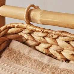 Meuble Salle De Bain|Rangement Salle De Bain|TENDANCE Meuble incliné 3 paniers bambou et jacinthe d'eau (40 x H92 cm) Hanoï Naturel