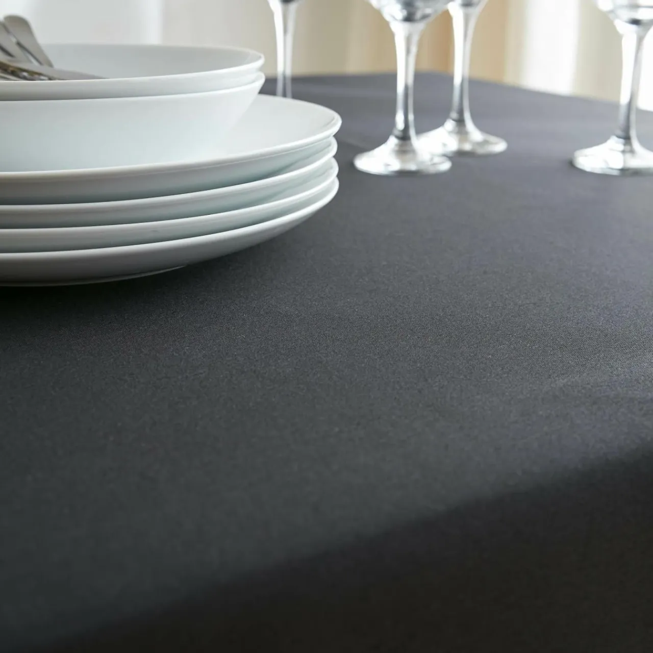 Nappe De Table|EMINZA Nappe rectangulaire anti tache (140 x 250 cm) Elise e Noir