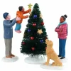 Village De Noël Lemax|LEMAX Personnages La touche finale au sapin