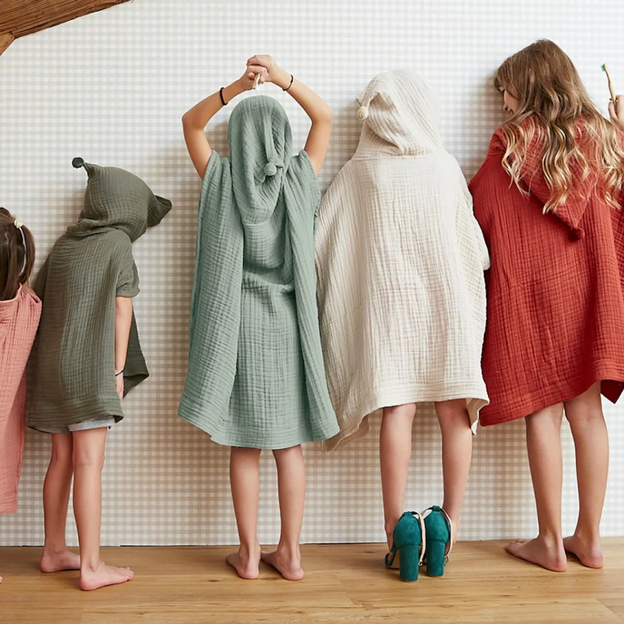 Coussin Et Plaid Enfant|Coussin Et Plaid Enfant|EMINZA Poncho de bain enfant gaze de coton 2/5 ans Gaïa Vert romarin