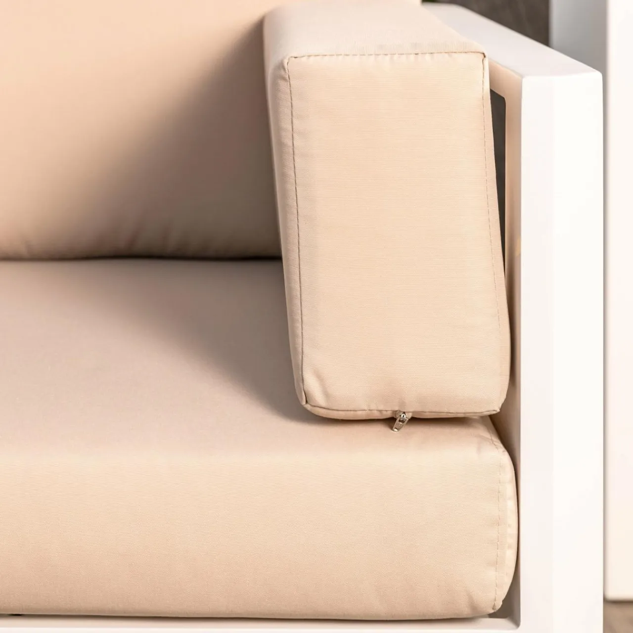 Salon De Jardin|MOBELLIA Salon de jardin d'angle en aluminium 6 places Ostara et taupe Blanc