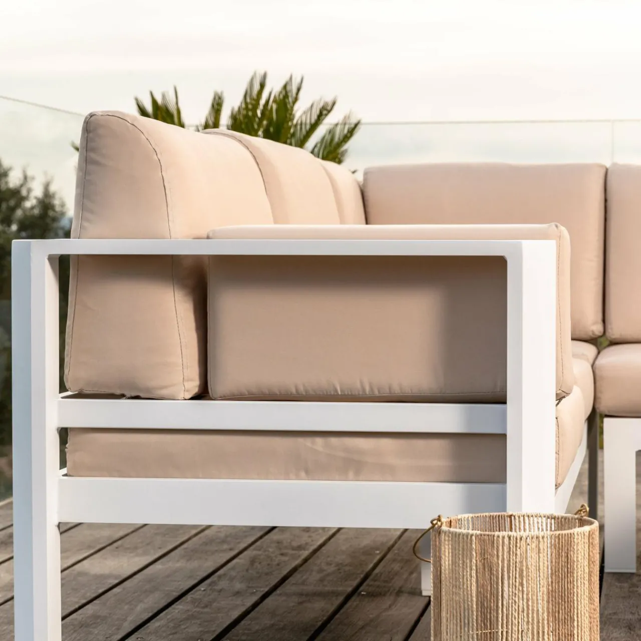 Salon De Jardin|MOBELLIA Salon de jardin d'angle en aluminium 6 places Ostara et taupe Blanc