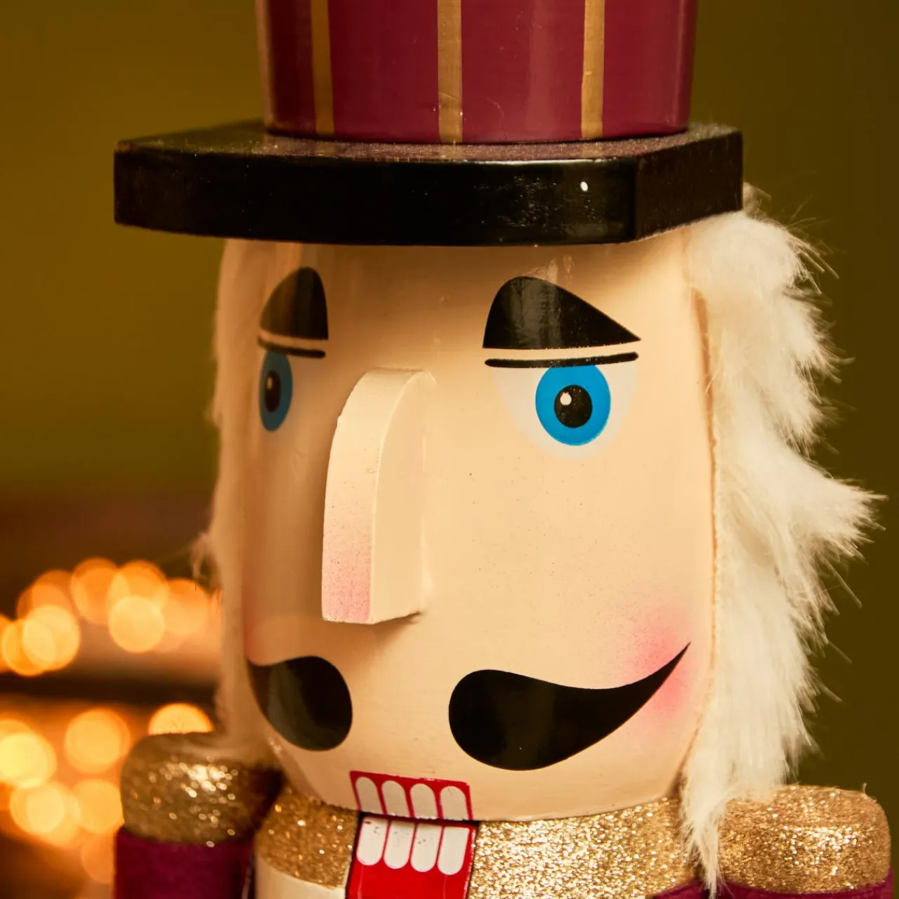 Père Noël, Animaux Et Personnage|KAEMINGK Soldat Casse-noisette en bois (H76 cm) Gustave Lie de vin Bordeaux