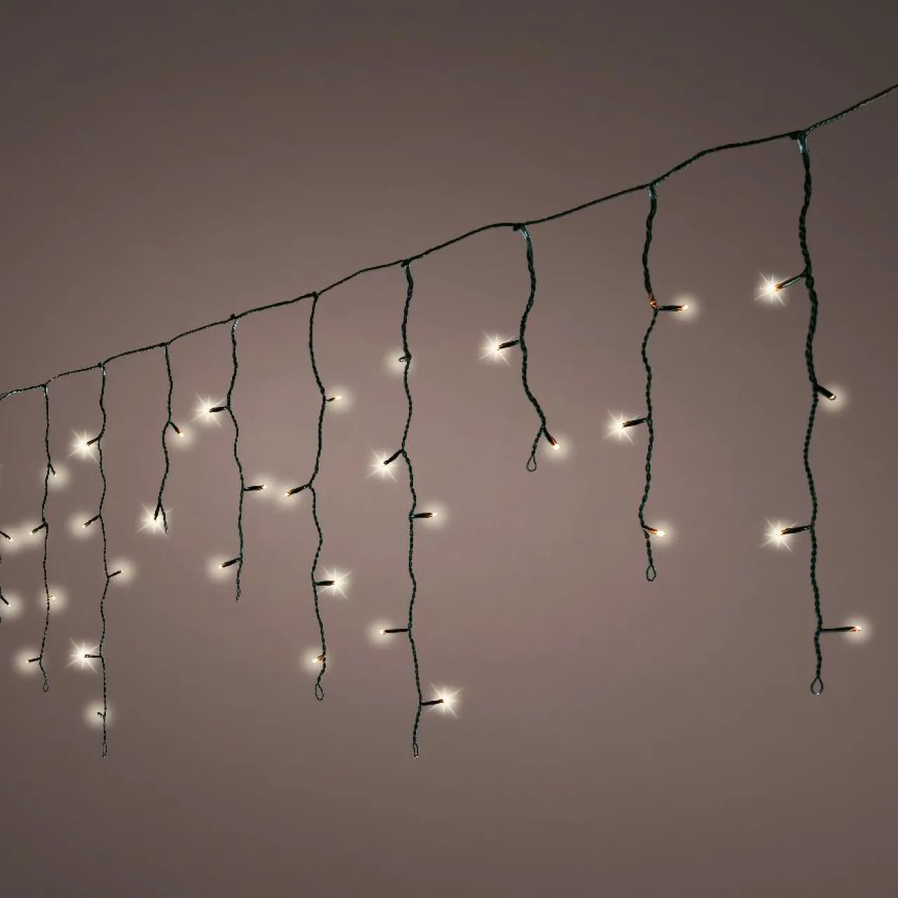 Guirlande Lumineuse|EMINZA Stalactite lumineuse 20 m 490 LED câble noir Stars Blanc chaud Blanc Chaud - câble noir