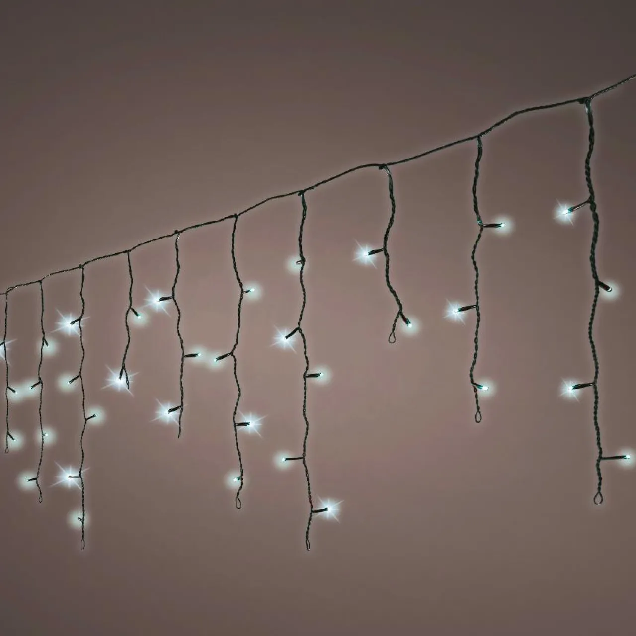 Guirlande Lumineuse|EMINZA Stalactite lumineuse 20 m 490 LED câble noir Stars Blanc froid Blanc Froid - câble noir