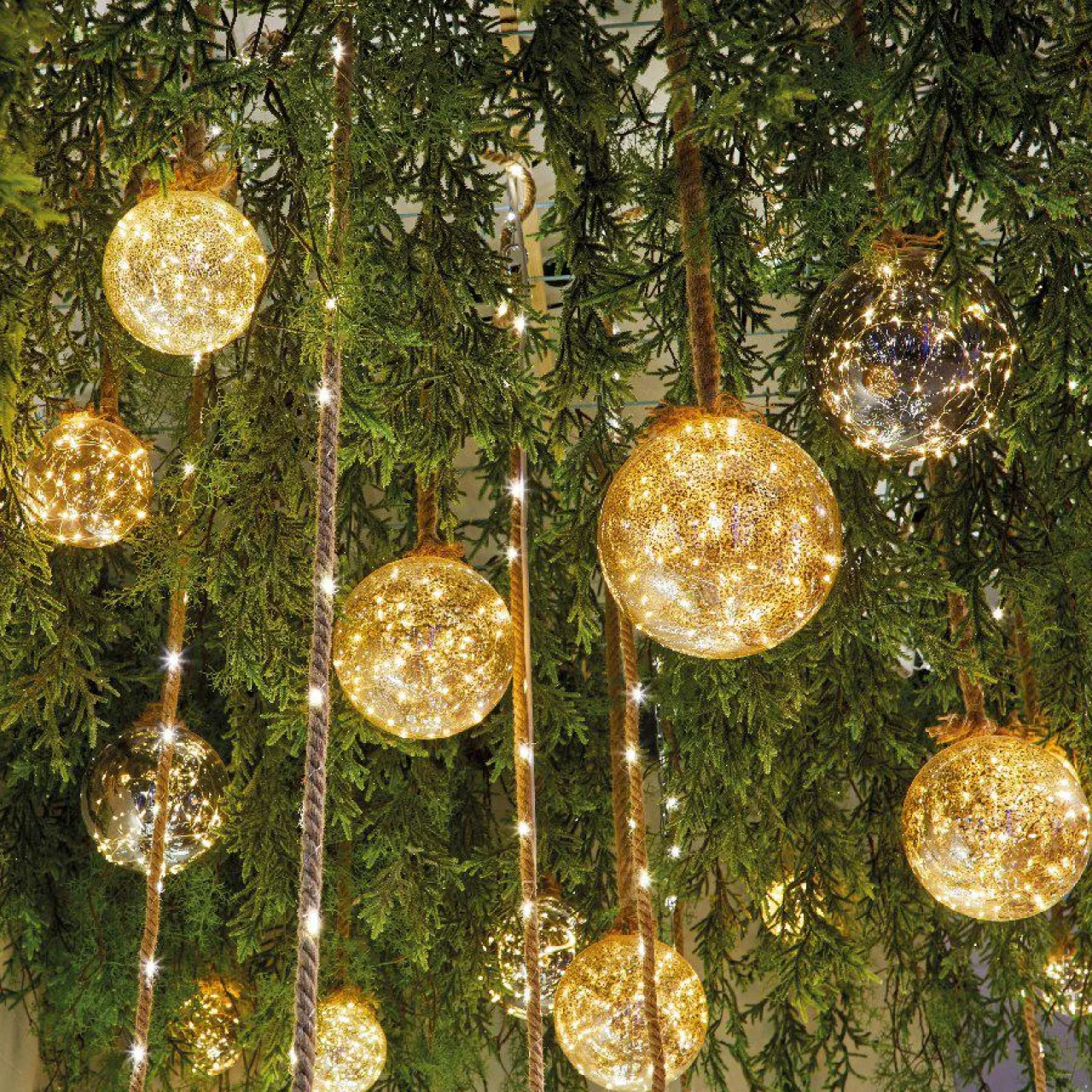 Déco Et Objet De Noël|Déco Et Objet Lumineux|KAEMINGK Suspension lumineuse à piles 30 LED (D14 cm) Boule de Noël ambrée Blanc chaud Ambre