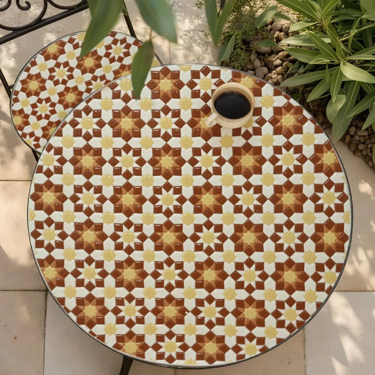 Table De Jardin|Salon De Balcon|EMINZA Table bistrot ronde pliable en mosaïque (D58 cm) Madrid Marron