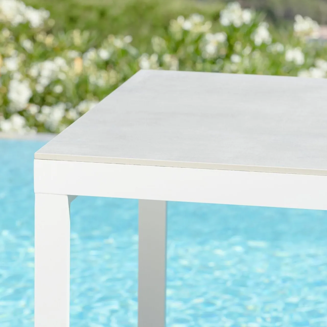 Table De Jardin|Salon De Jardin|MOBELLIA Table de jardin en aluminium et céramique 8 places (180 x 90 cm) Kore Blanc et Gris clair