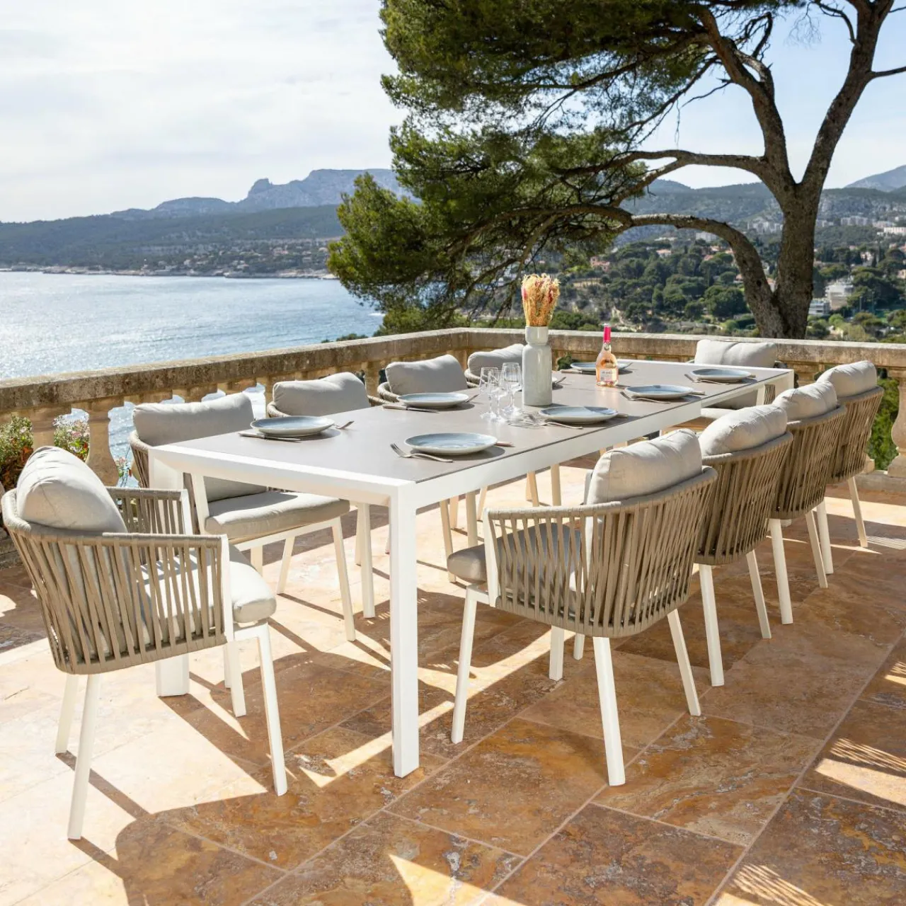 Table De Jardin|Salon De Jardin|MOBELLIA Table de jardin extensible en aluminium 12 places (195/300 x 96 cm) Amalfi Blanc