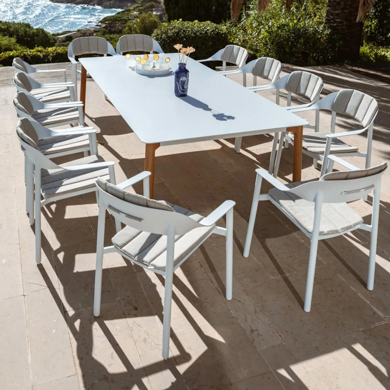 Table De Jardin|Salon De Jardin|MOBELLIA Table de jardin rectangulaire en aluminium 10 places (240 x 120 cm) Monte Carlo Blanc