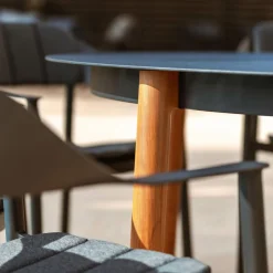 Table De Jardin|Salon De Jardin|MOBELLIA Table de jardin ronde en aluminium 8 places (D149 cm) Monte Carlo Gris Anthracite