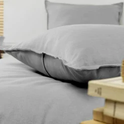 Taie D'Oreiller, Traversin|EMINZA Taie d'oreiller carrée flanelle de coton (80 x 80 cm) Nina Gris clair