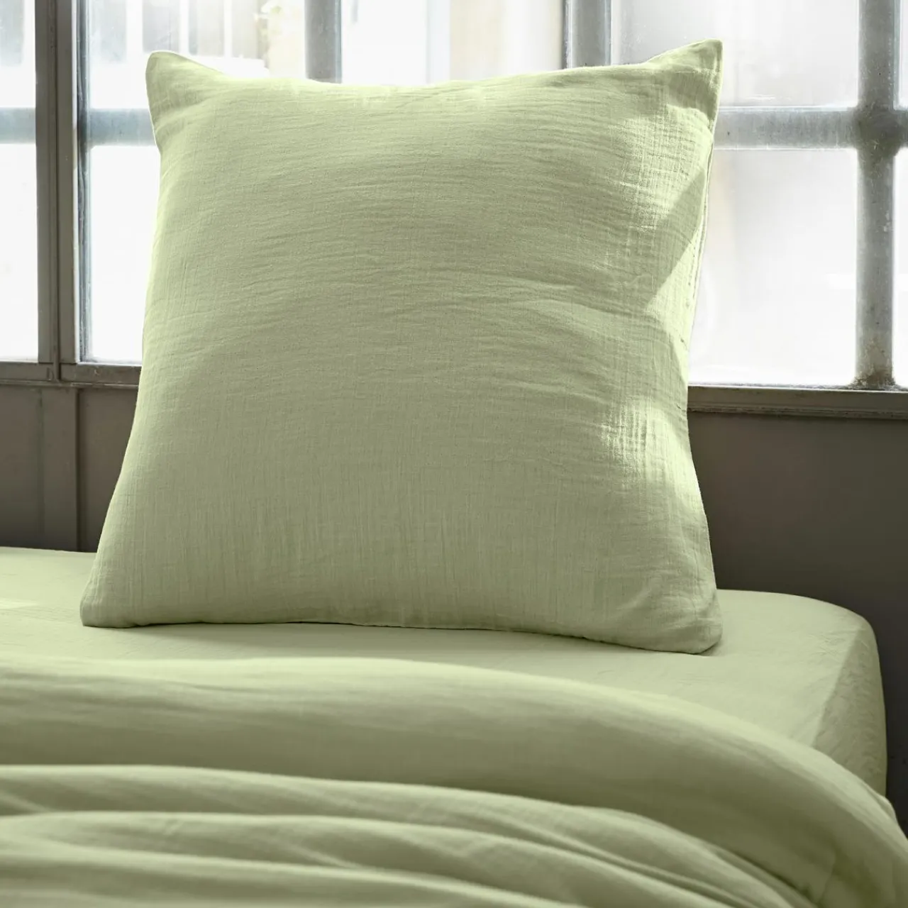 Taie D'Oreiller, Traversin|EMINZA Taie d'oreiller carrée gaze de coton (80 x 80 cm) Gaïa Vert tilleul