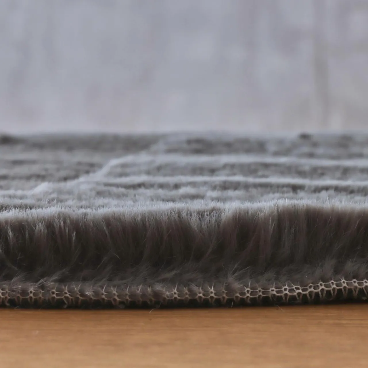 Tapis De Chambre/Salon|EMINZA Tapis rond fausse fourrure (80 cm) Finn Gris Anthracite