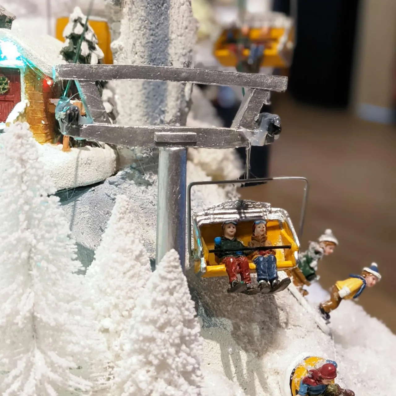 Personnage Et Accessoire Pour Village|KAEMINGK Télésiège et Figurines enfants "Remontée mécanique" Multicolore