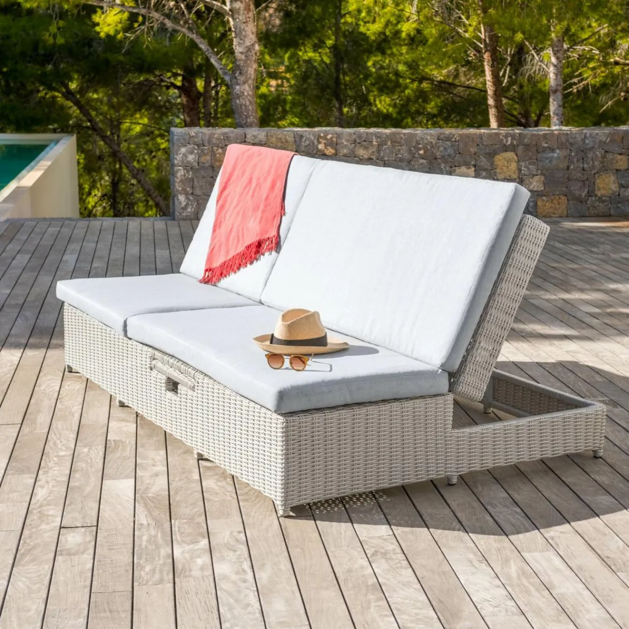 Transat|MOBELLIA Transat double en résine tressée - Canapé de jardin Calvi et gris clair Blanc