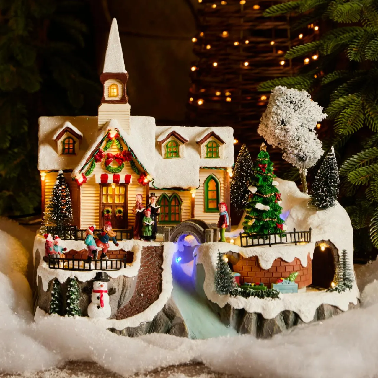 Village De Noël Lumineux|KAEMINGK Village de Noël lumineux, animé et musical (H33 cm) Eglise et chanteurs Multicolore