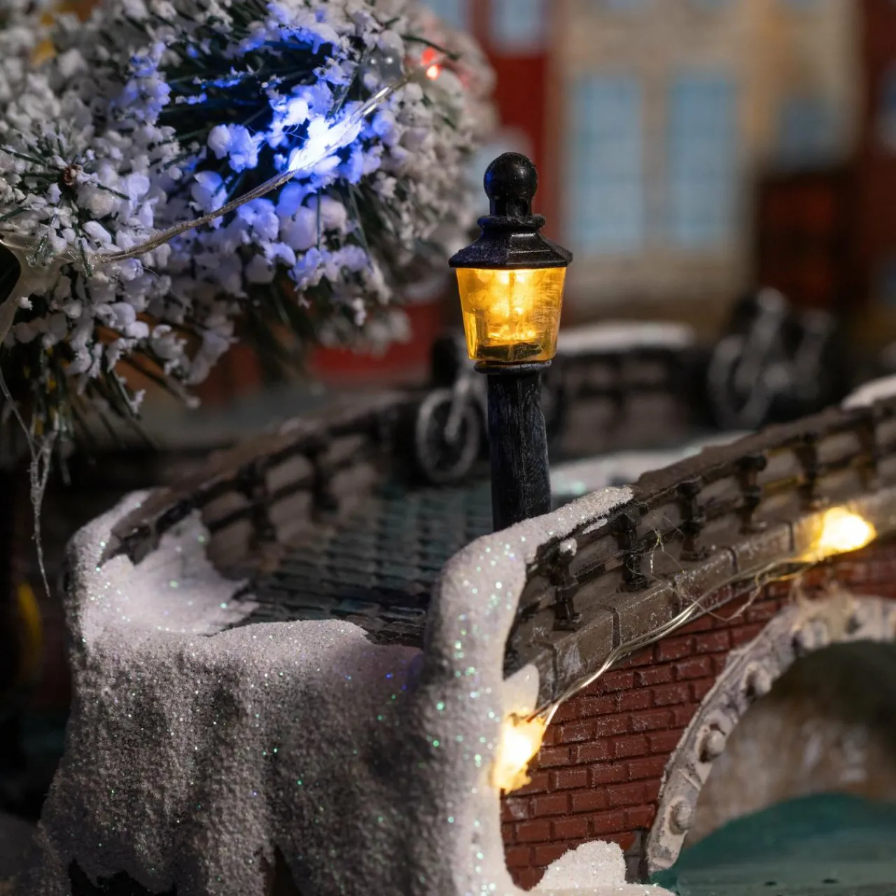 Village De Noël Lumineux|KAEMINGK Village de Noël lumineux et musical Amsterdam